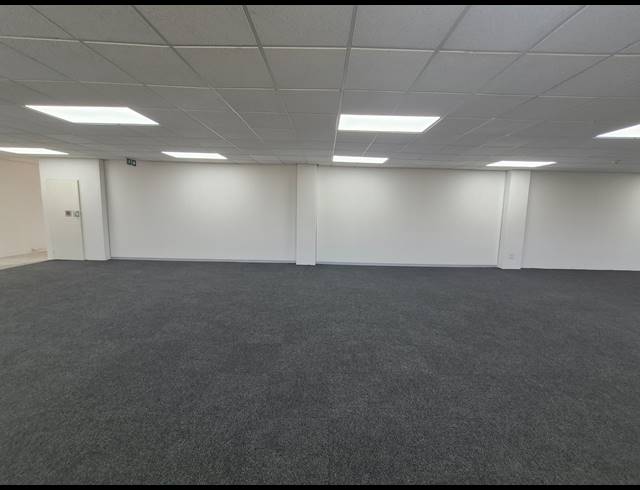 297M² OFFICE TO LET IN WOODMEAD